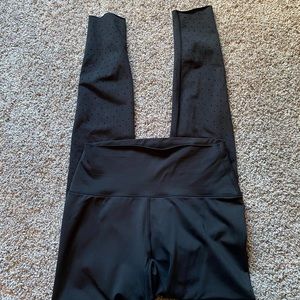 BUFFBUNNY Allure Laser Legging